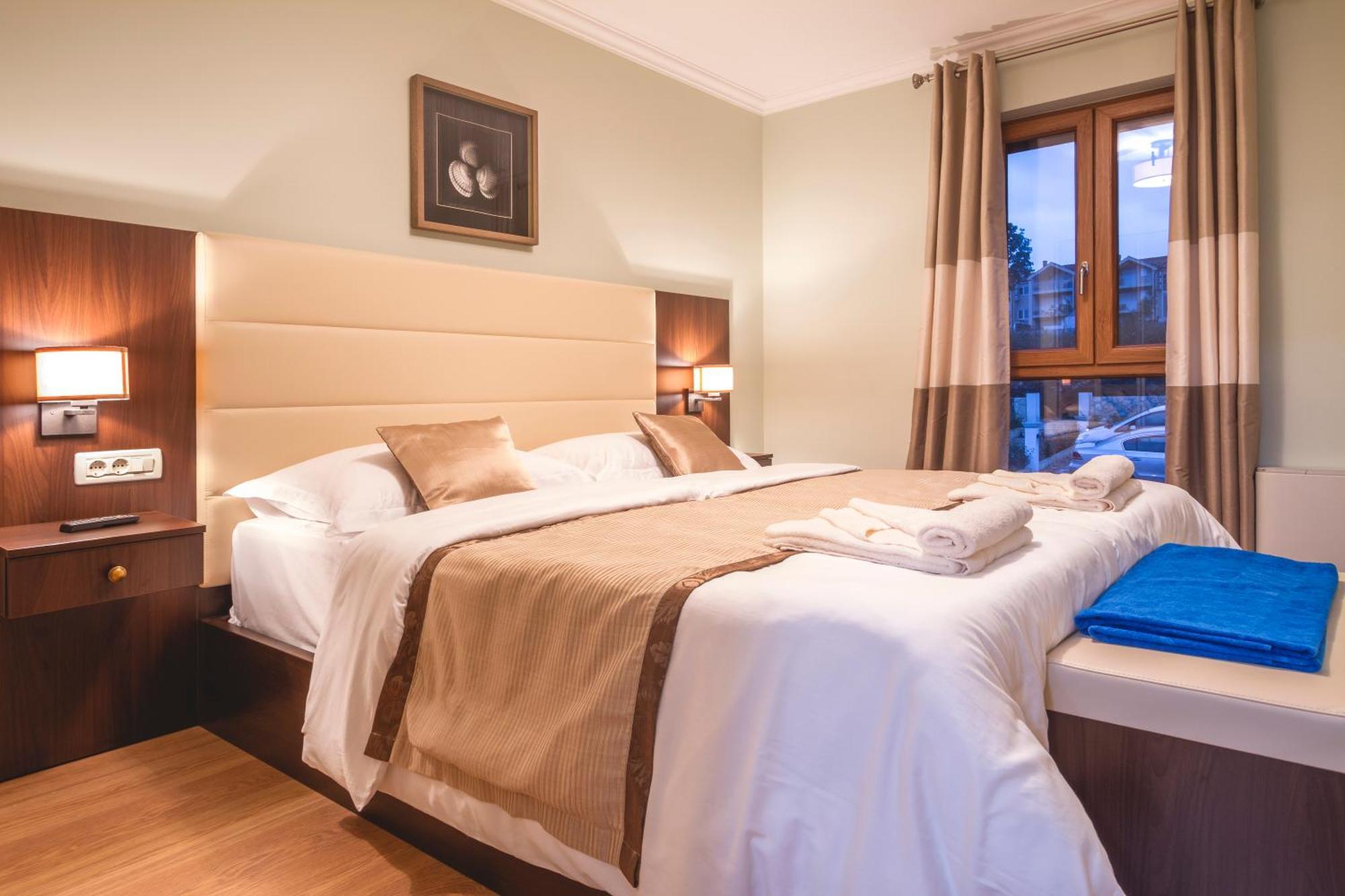Luxury Apartments Villa Matea 1 マリンスカ エクステリア 写真