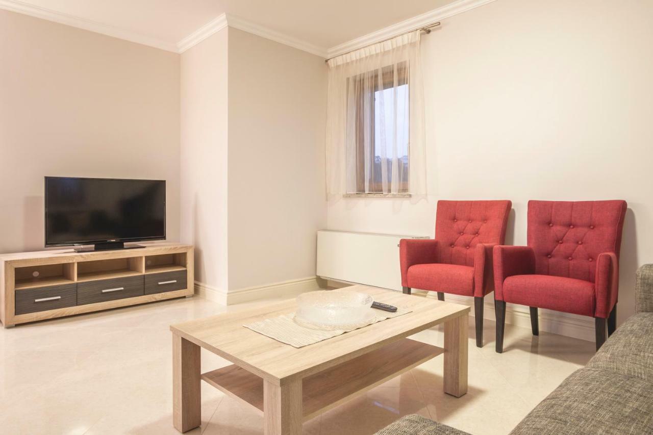 Luxury Apartments Villa Matea 1 マリンスカ エクステリア 写真