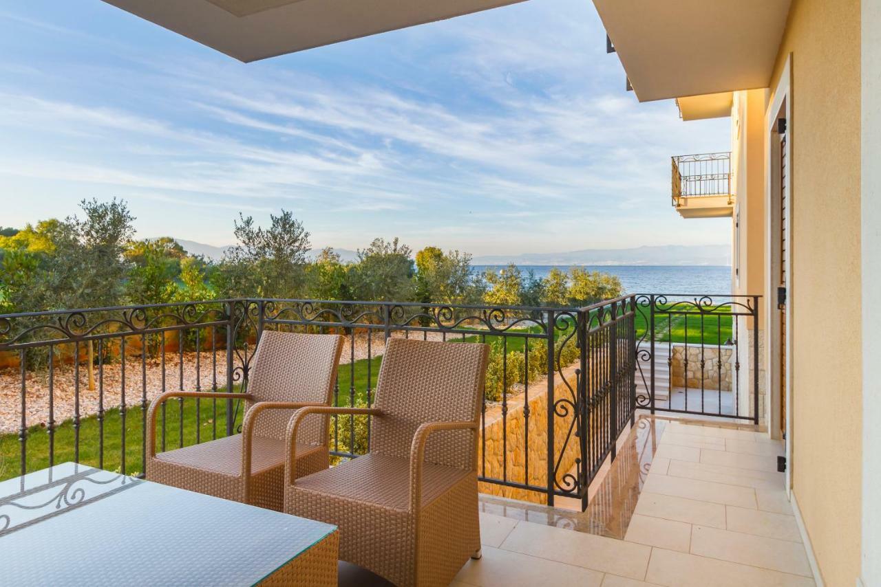 Luxury Apartments Villa Matea 1 マリンスカ エクステリア 写真