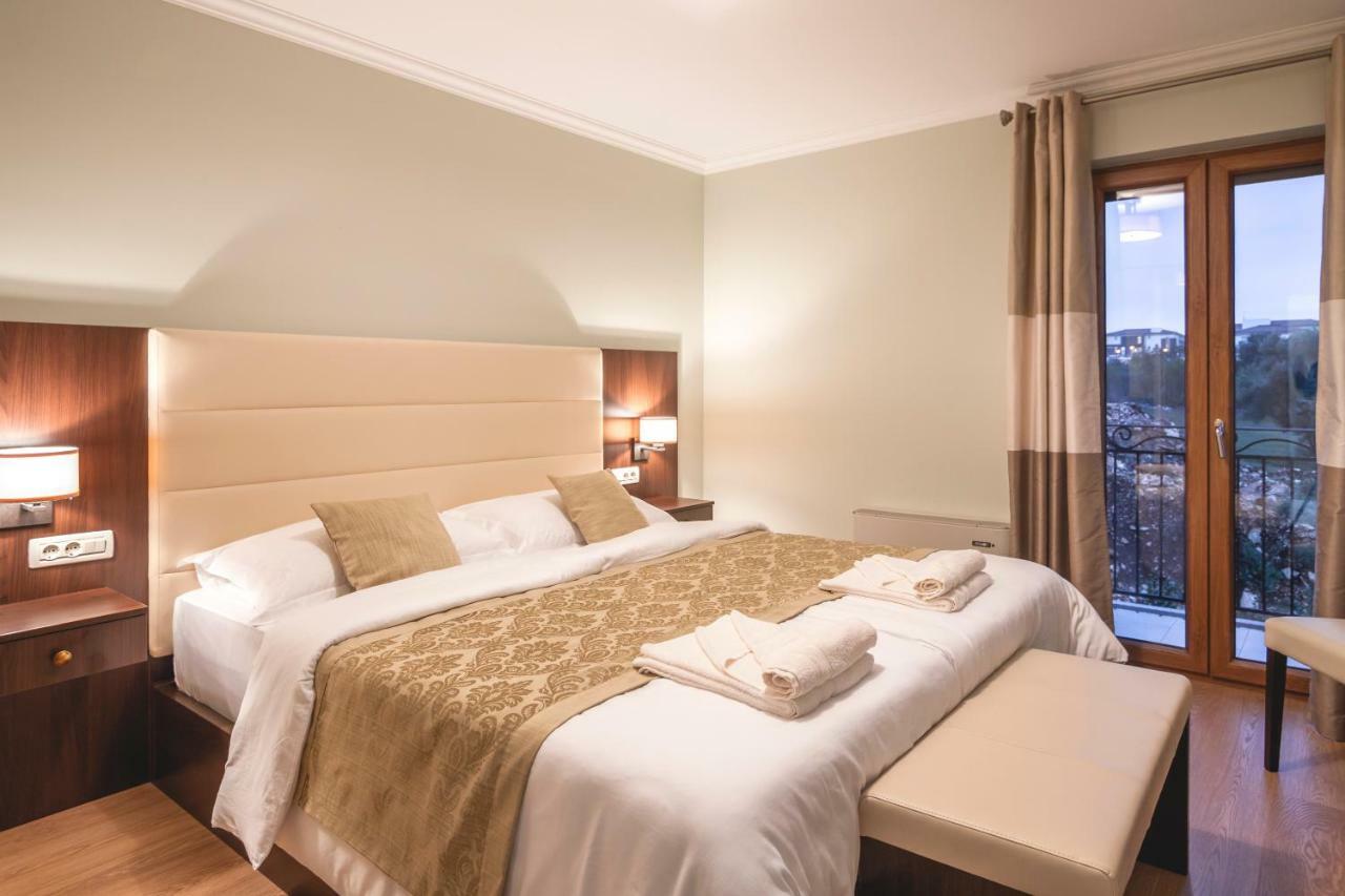Luxury Apartments Villa Matea 1 マリンスカ エクステリア 写真